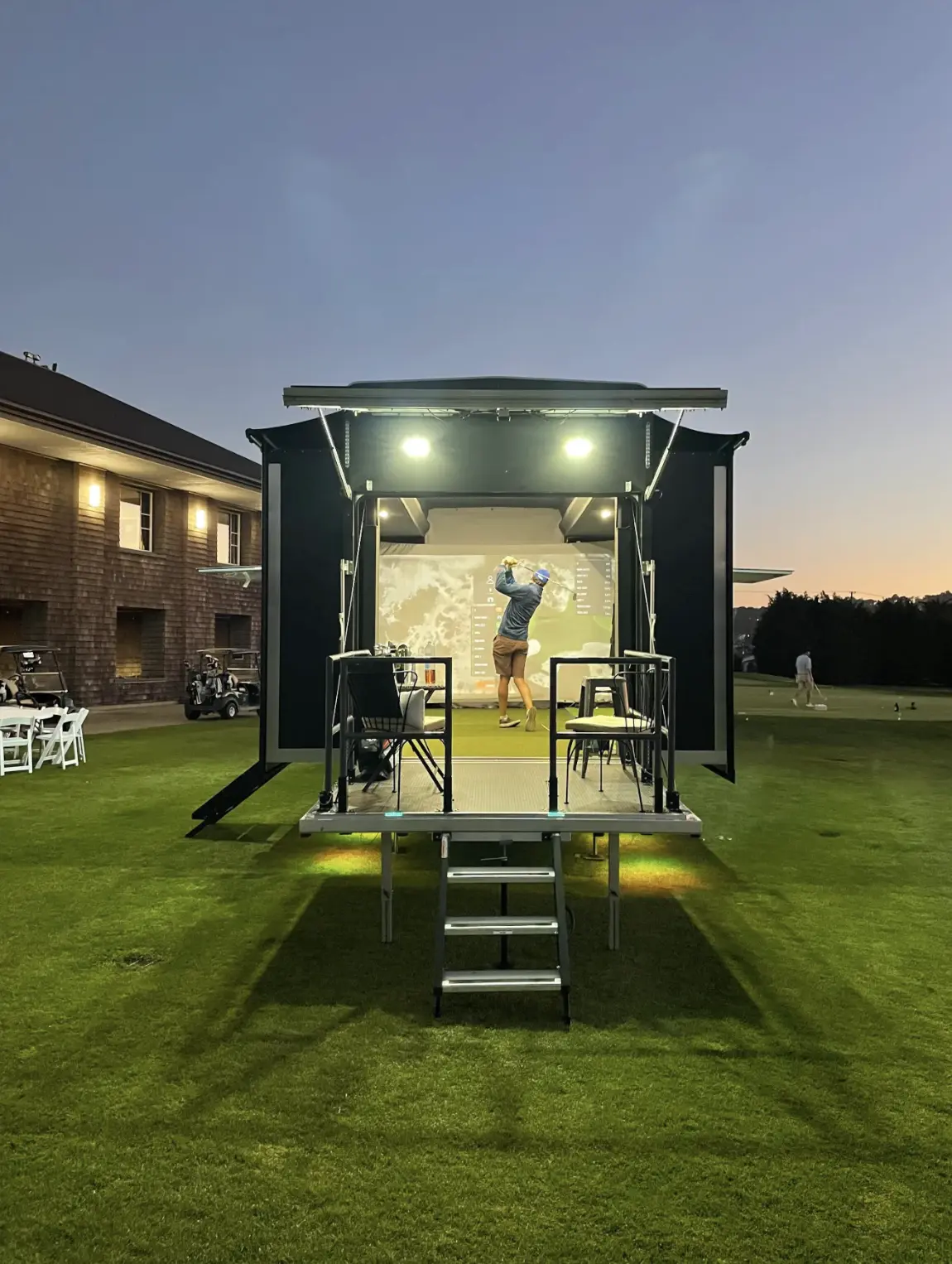 Dryvebox Mobile Golf Simulator Events & Rentals